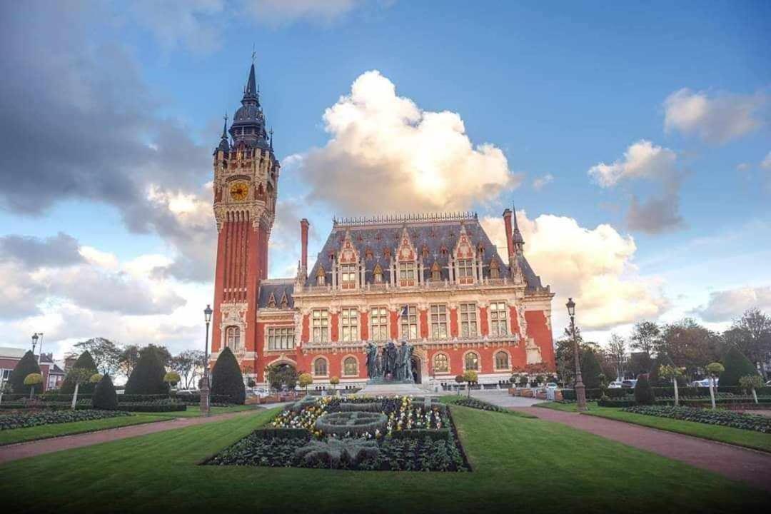 Calais Plage-Gare Appartement Elegant Tout Equipe Bagian luar foto