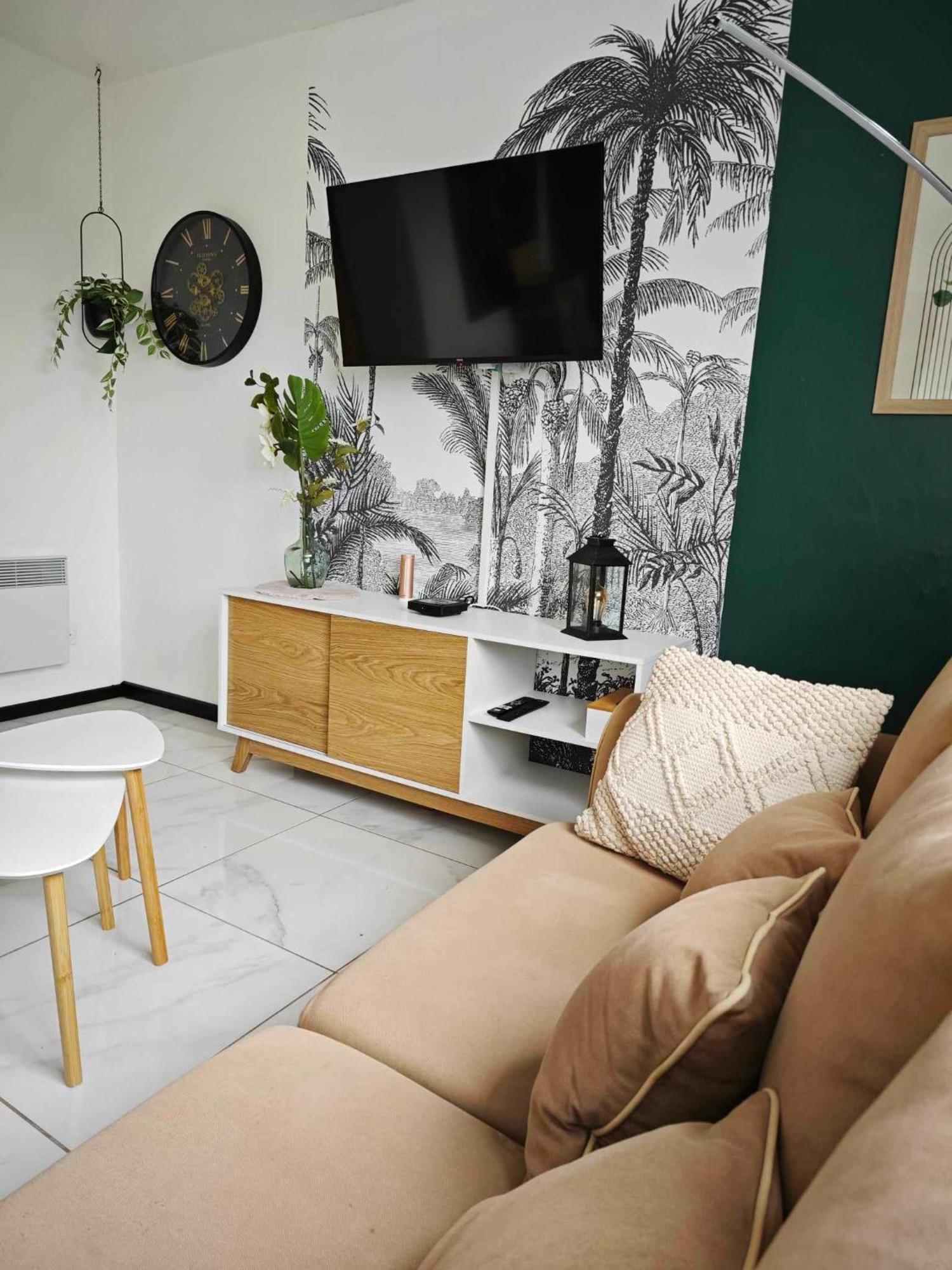 Calais Plage-Gare Appartement Elegant Tout Equipe Bagian luar foto